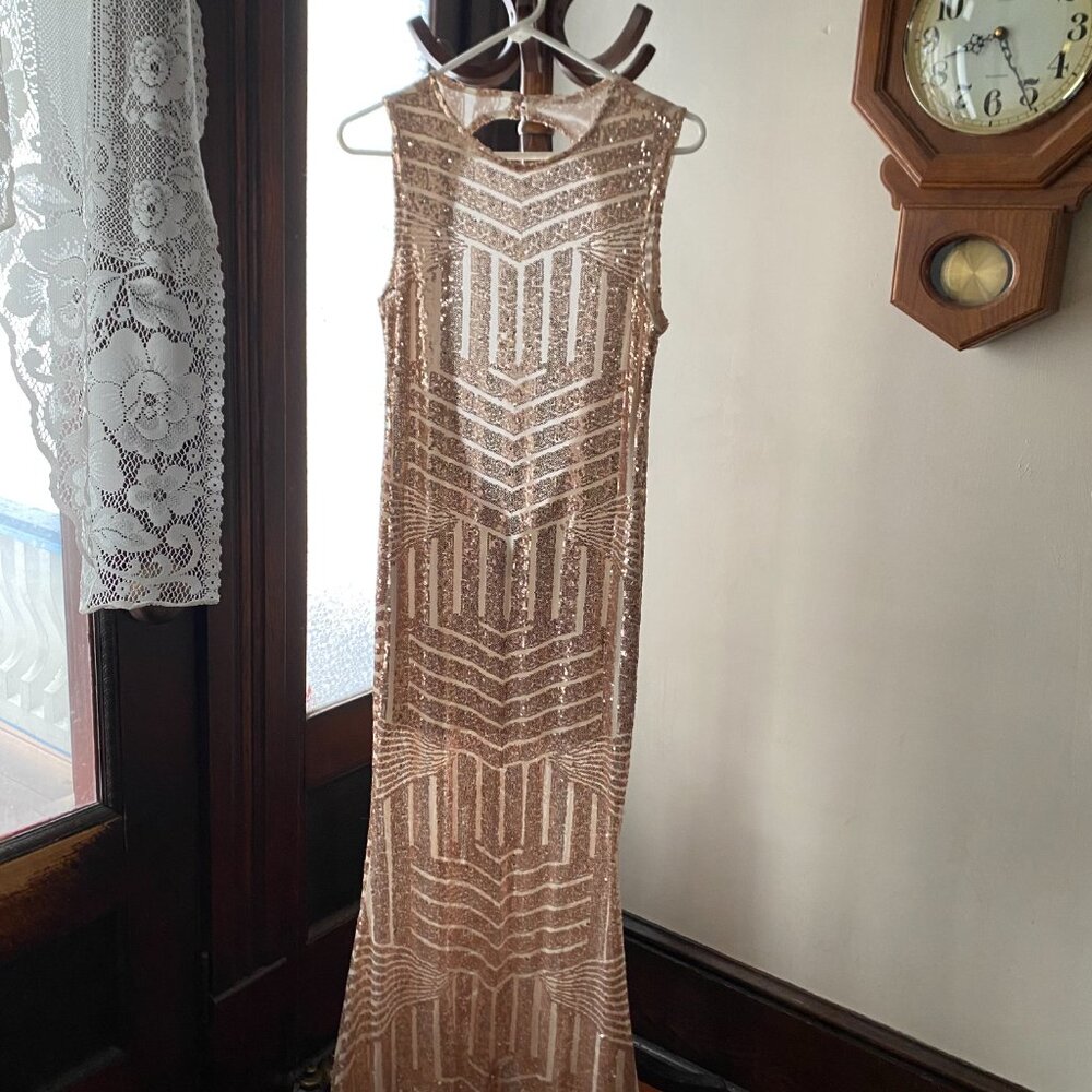Gold sparkly prom dress